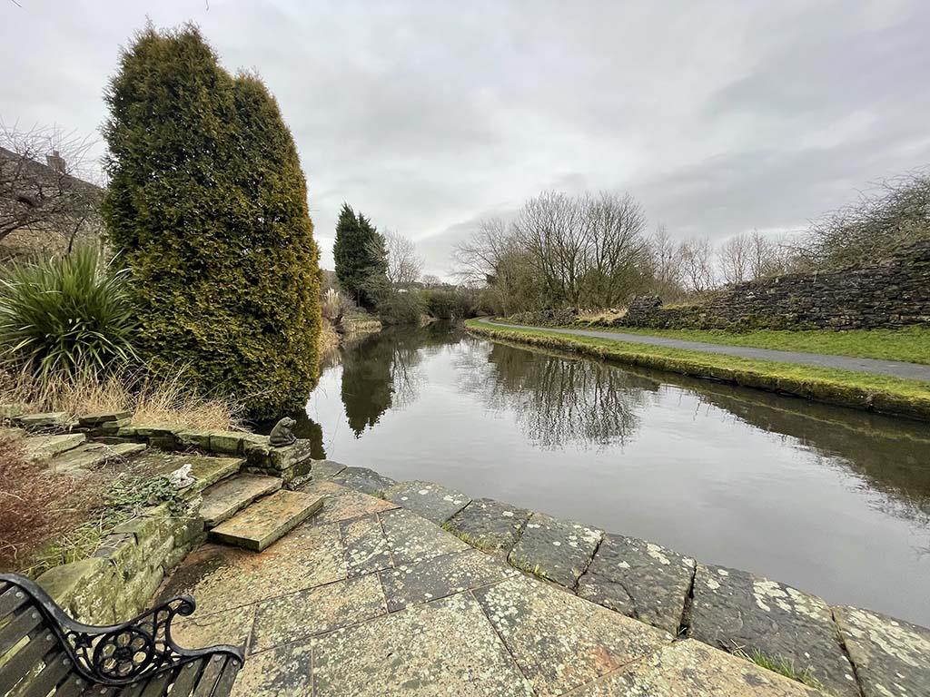 3 bedroom mid terrace house To Let in Barnoldswick - Externally